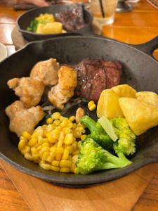 わんこ同伴OK!ステーキ屋さん「マーベリックス」でランチしてきた🐶🥩